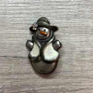 Excellent condition Snowman Christmas Pin
